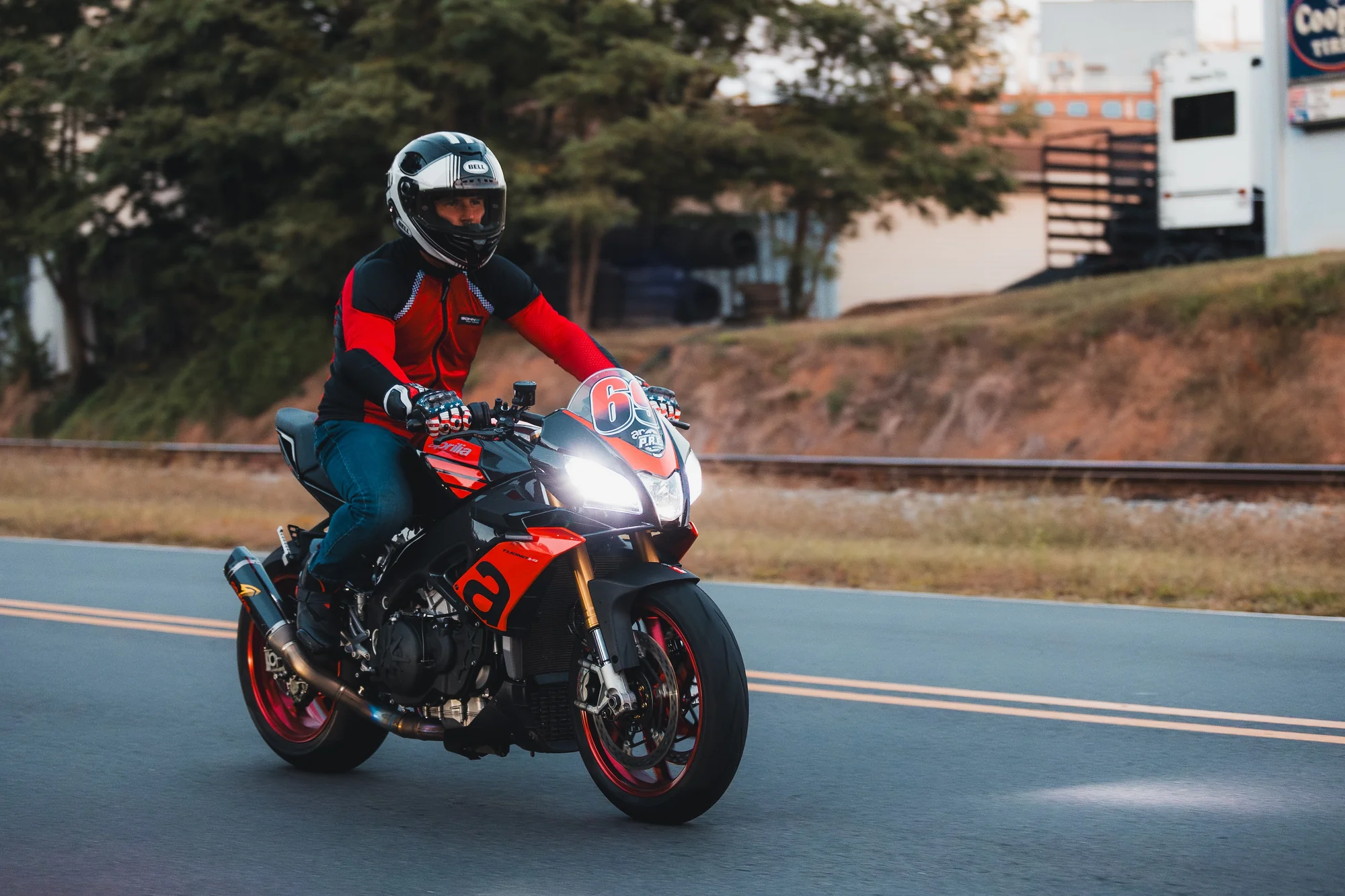 Bohn body armor banner bike-ride Ecommerce Store Case Study